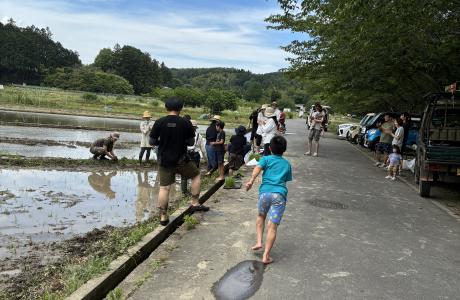 泥の感触が教えてくれたこと。東京農業が結ぶ、食と人とのつながり